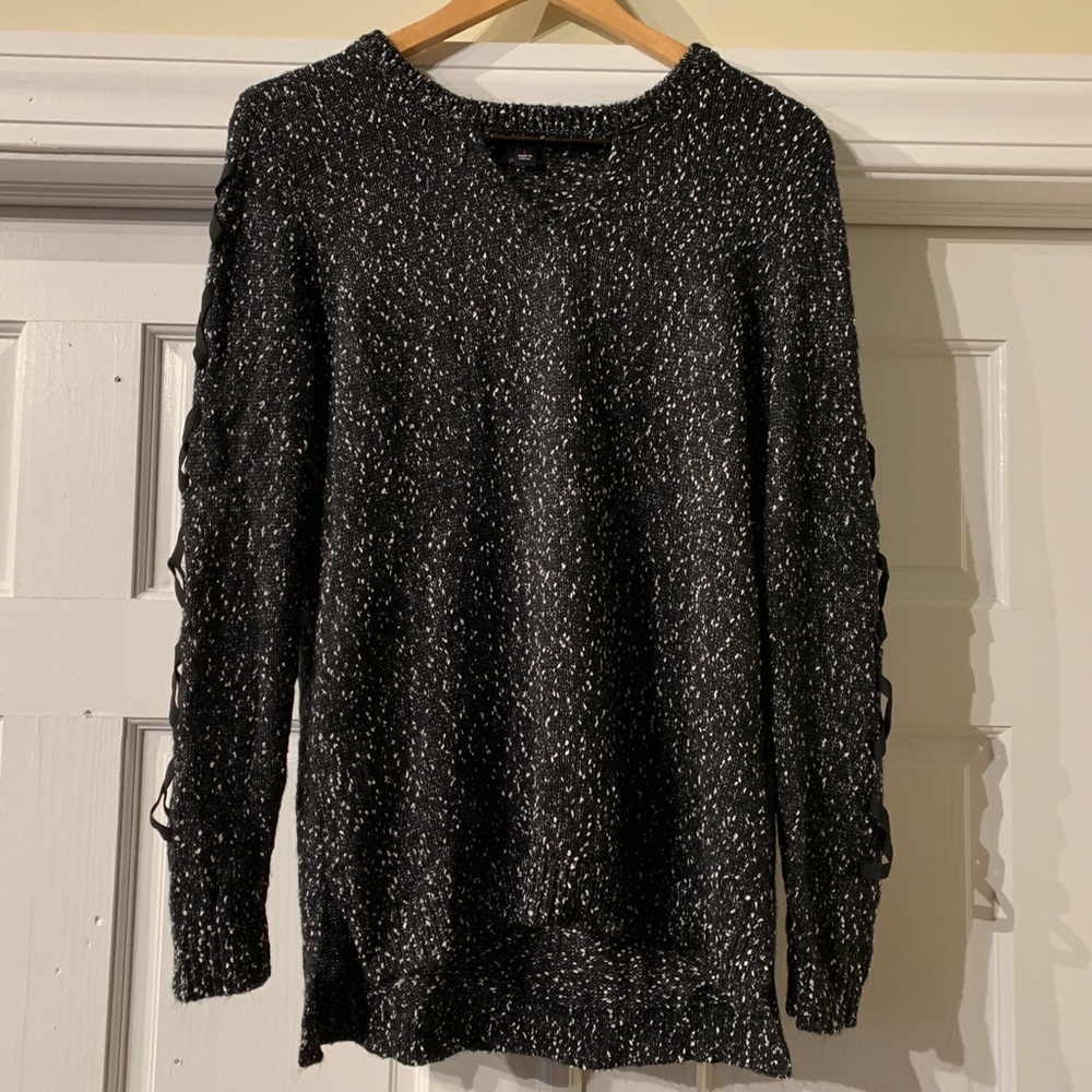 ROCK & REPUBLIC Sweater